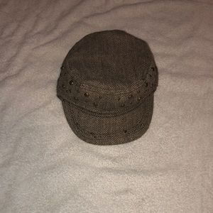 tan and brown chevron hat